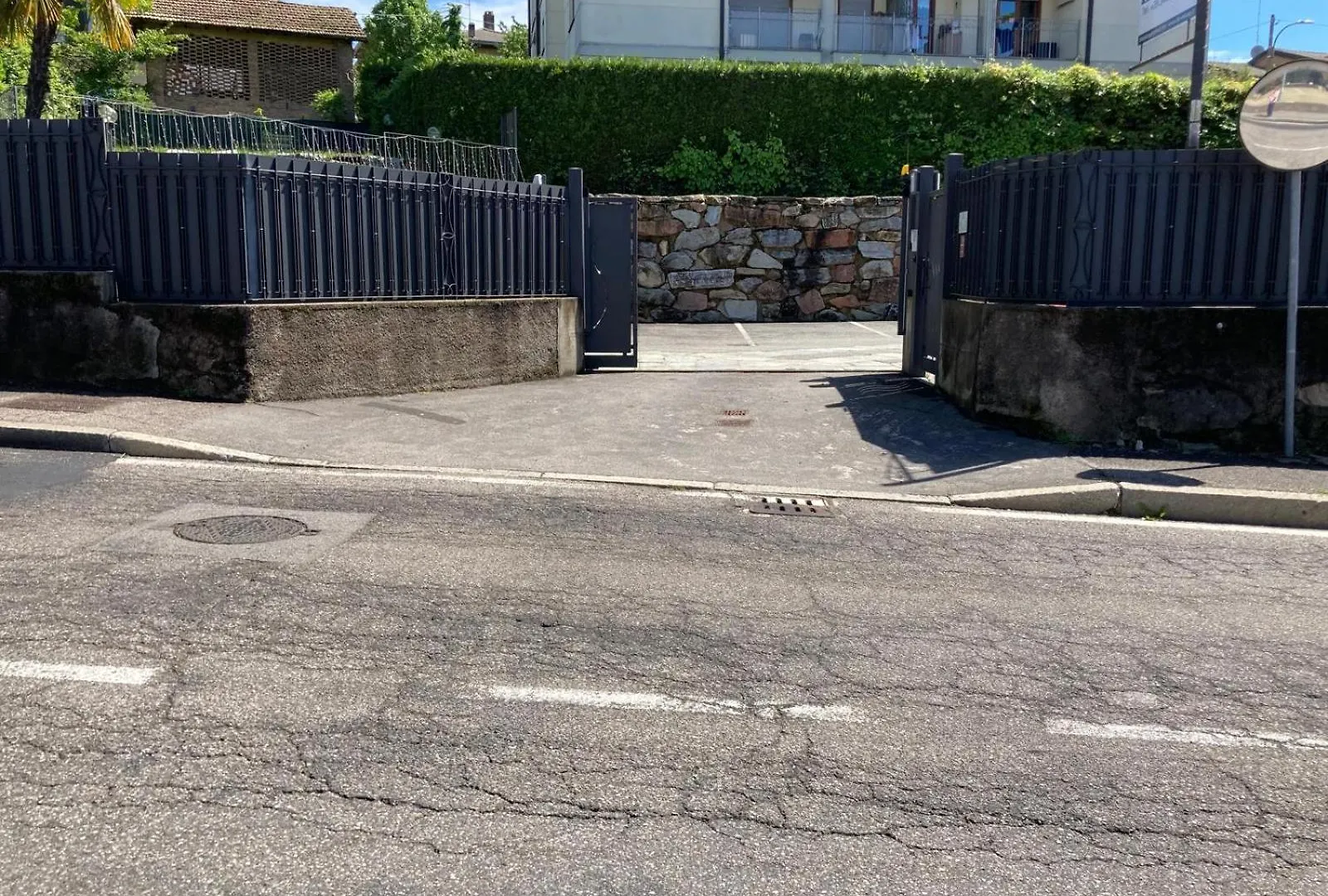 Bed & Breakfast Le Due G Varese 0*,  Italy